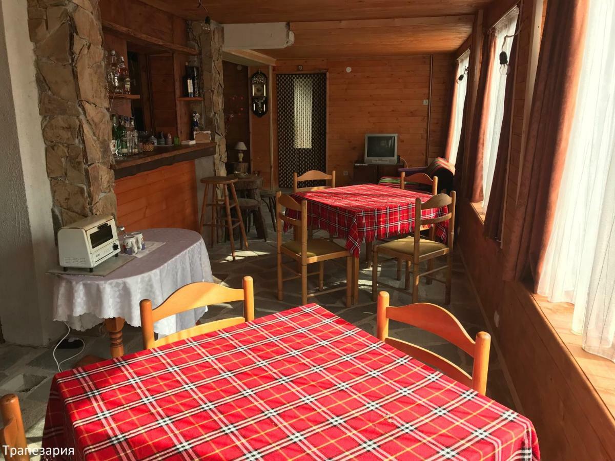 Vasi Apartments Dobrinishte Bagian luar foto